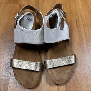 Sofft Vanita Womens Size 9.5M Taupe Gold Leather Slingback Wedge Sandals